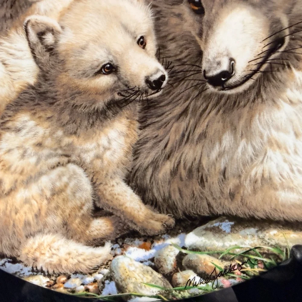 1991 ROYAL GRAFTON “Arctic Wolf Family” By Mike Jackson Collector Plate